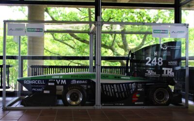 Endlich ist sie da – Unsere neue Vitrine